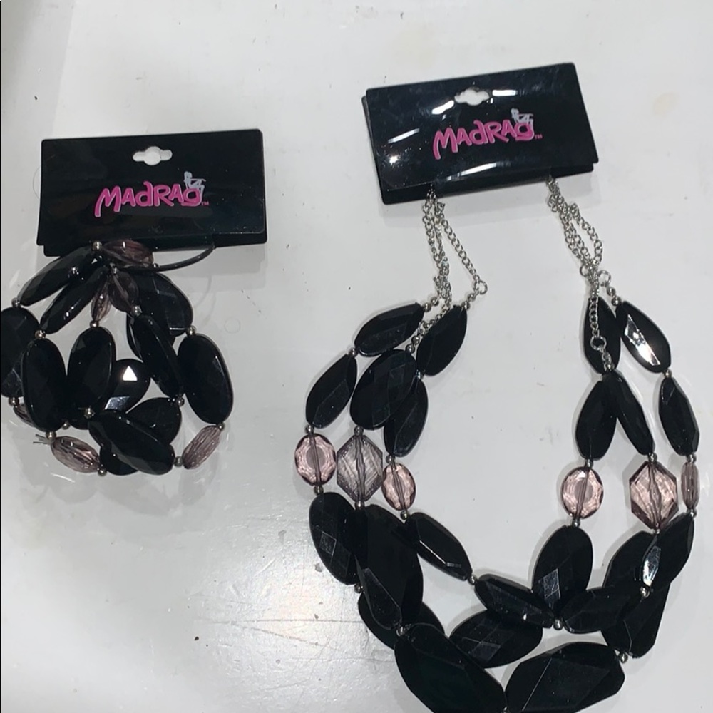 Necklace and matching bracelets